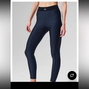 ALO Airlift High-Waist Line up 7/8 leggings in Navy